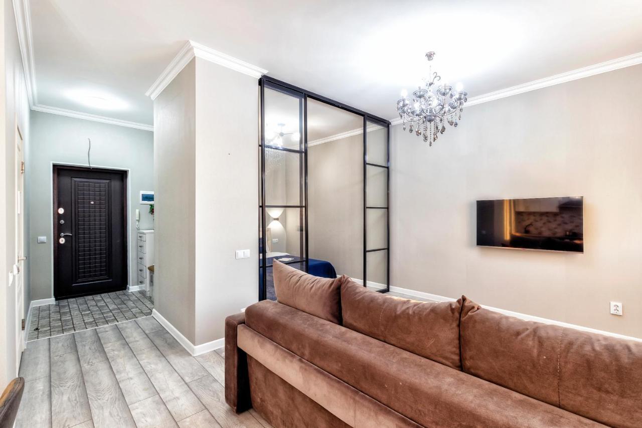 прекрасная в центре левого берега Apartment *